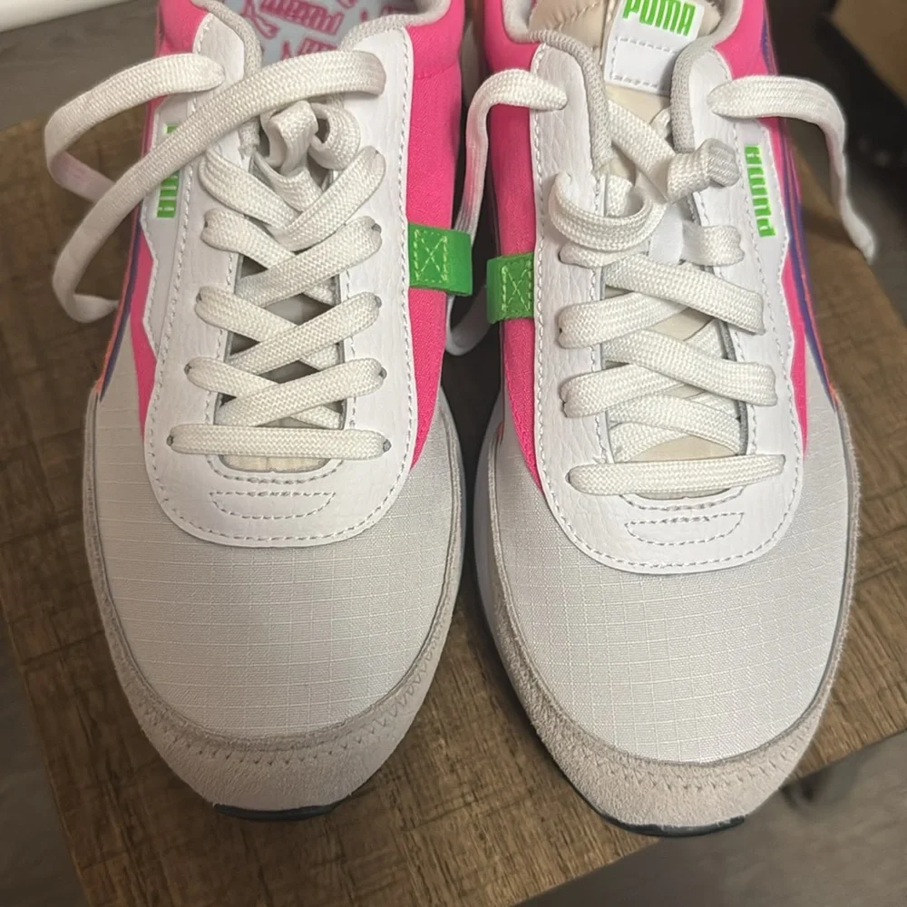 Puma - Picture 2 of 9